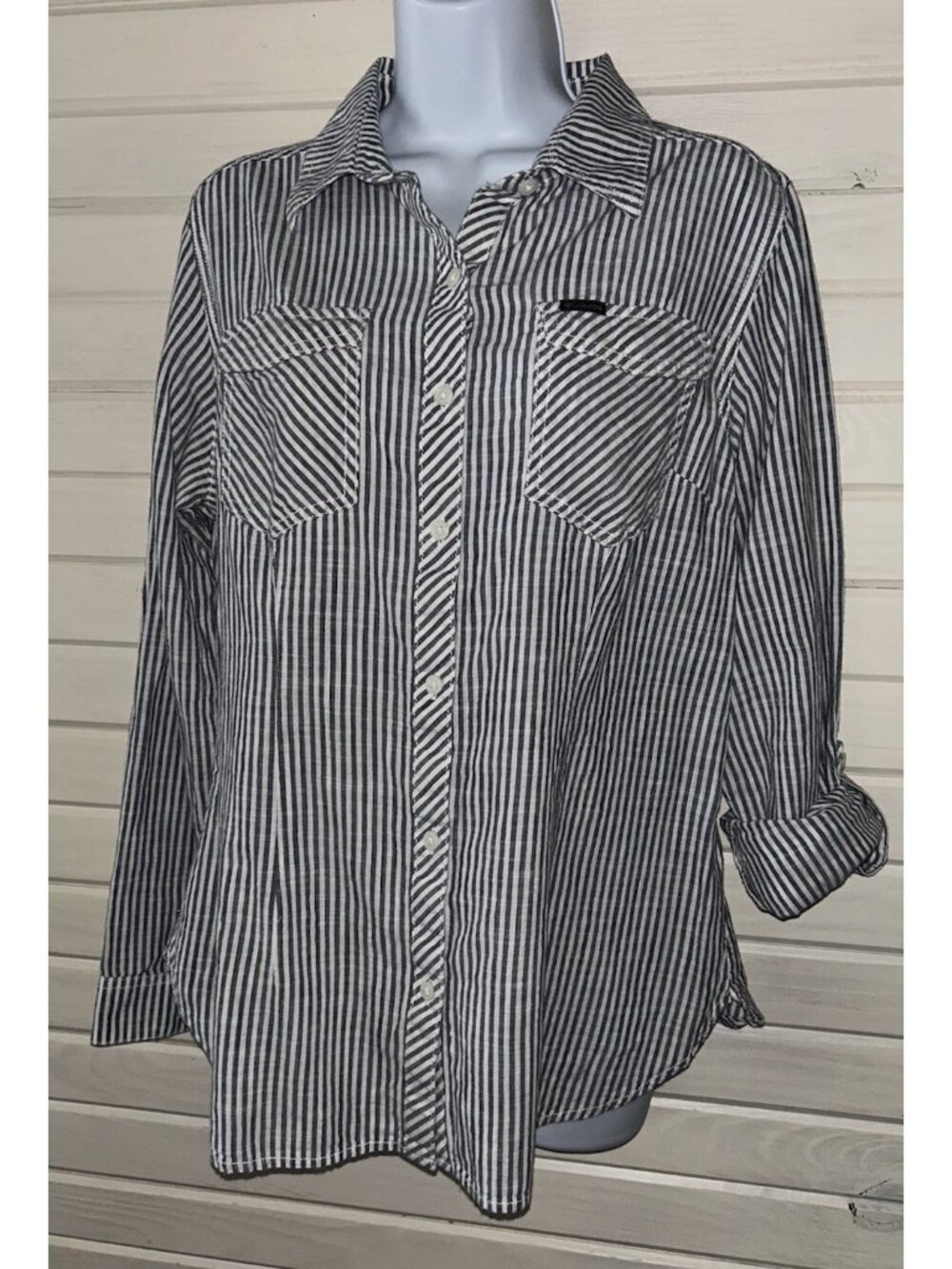 Columbia Sz LARGE Camp Henry L/S Shirt Roll Tab Sleeves Stripe EUC